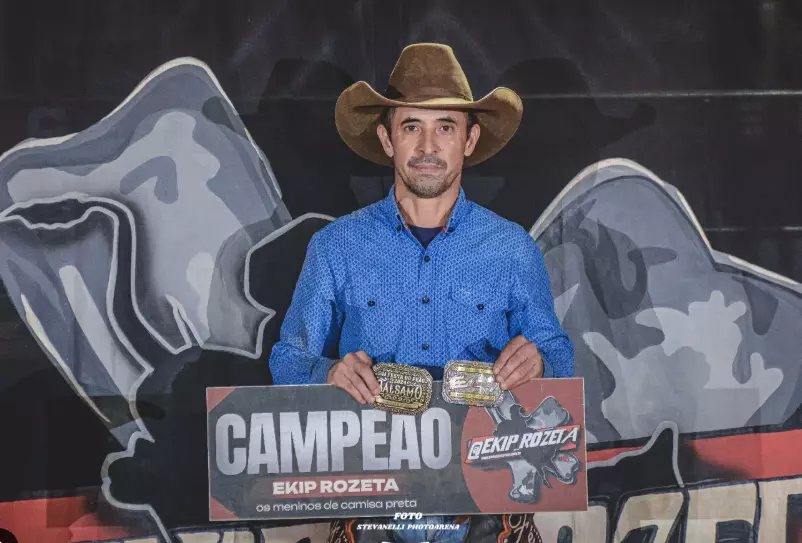 Rodrigo Pedro Rosa de Herculândia conquista o bi campeonato e o 14º título de COMITIVA na categoria cutiano